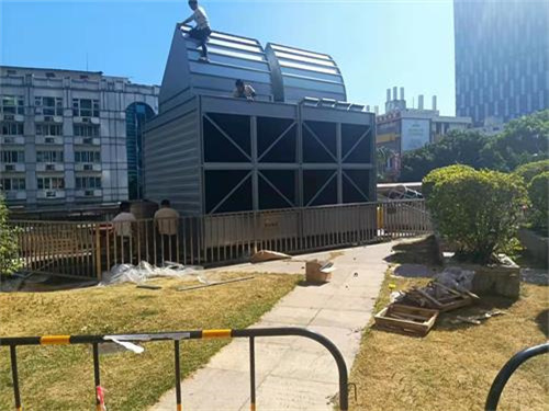 玻璃鋼冷卻塔損失水量是由哪種方式造成？,玻璃鋼冷卻塔圖片
