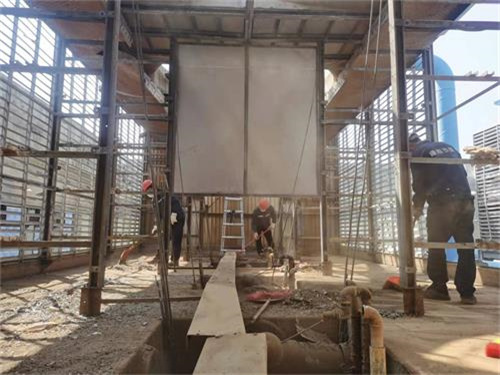 建筑物上為什么要裝冷卻塔,建筑物上為什么要掛鏡子