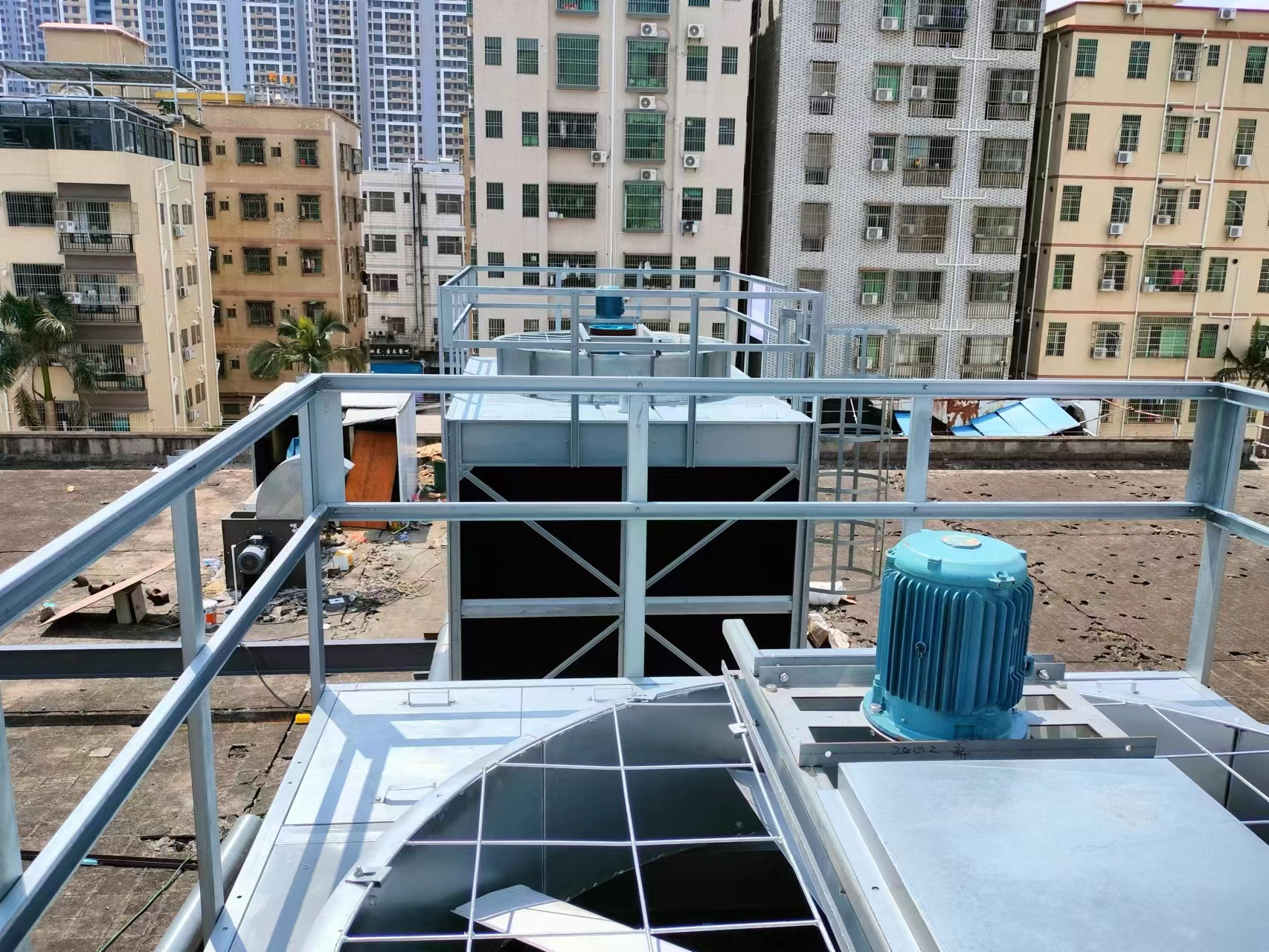 冷卻塔的制冷效率高及所占空間范圍?。?冷卻塔怎么制冷